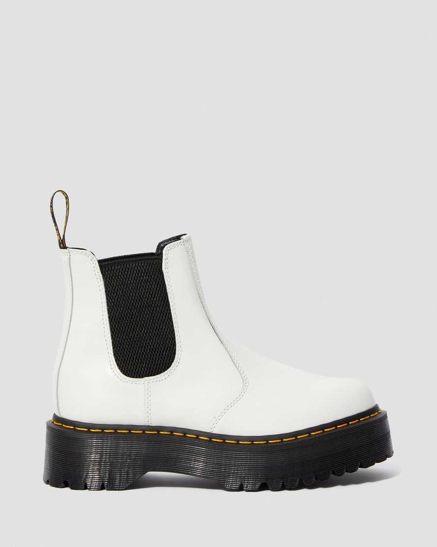 White Smooth Leather Women's Dr Martens 2976 Smooth Leather Platform Chelsea Boots | OUV-539761