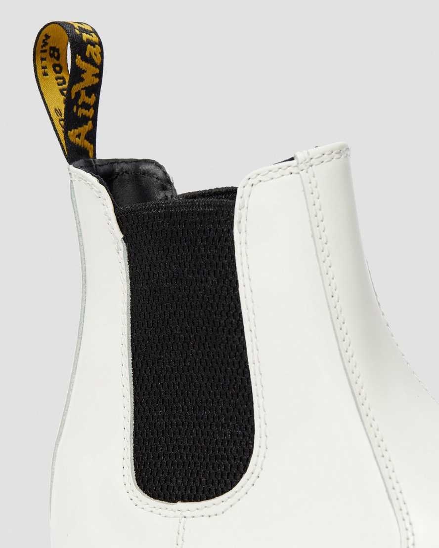 White Smooth Leather Women's Dr Martens 2976 Smooth Leather Platform Chelsea Boots | OUV-539761