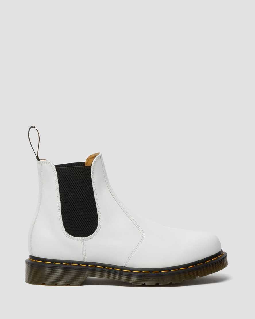 White Smooth Leather Women's Dr Martens 2976 Yellow Stitch Smooth Leather Chelsea Boots | YBC-074961